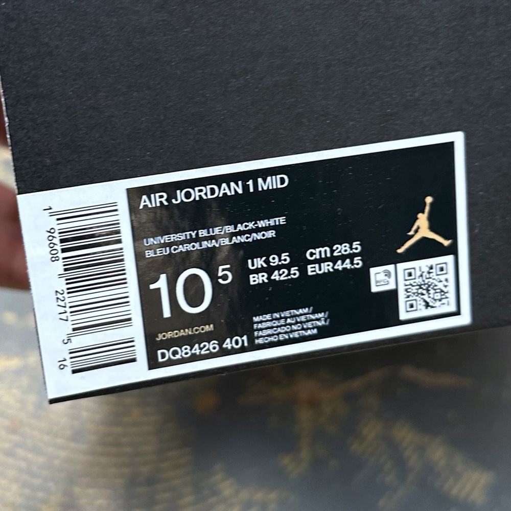 Nike Air Jordan 1 Mid University Blue Black DQ8426-401 10.5 Carolina Tarheels - Picture 9 of 11